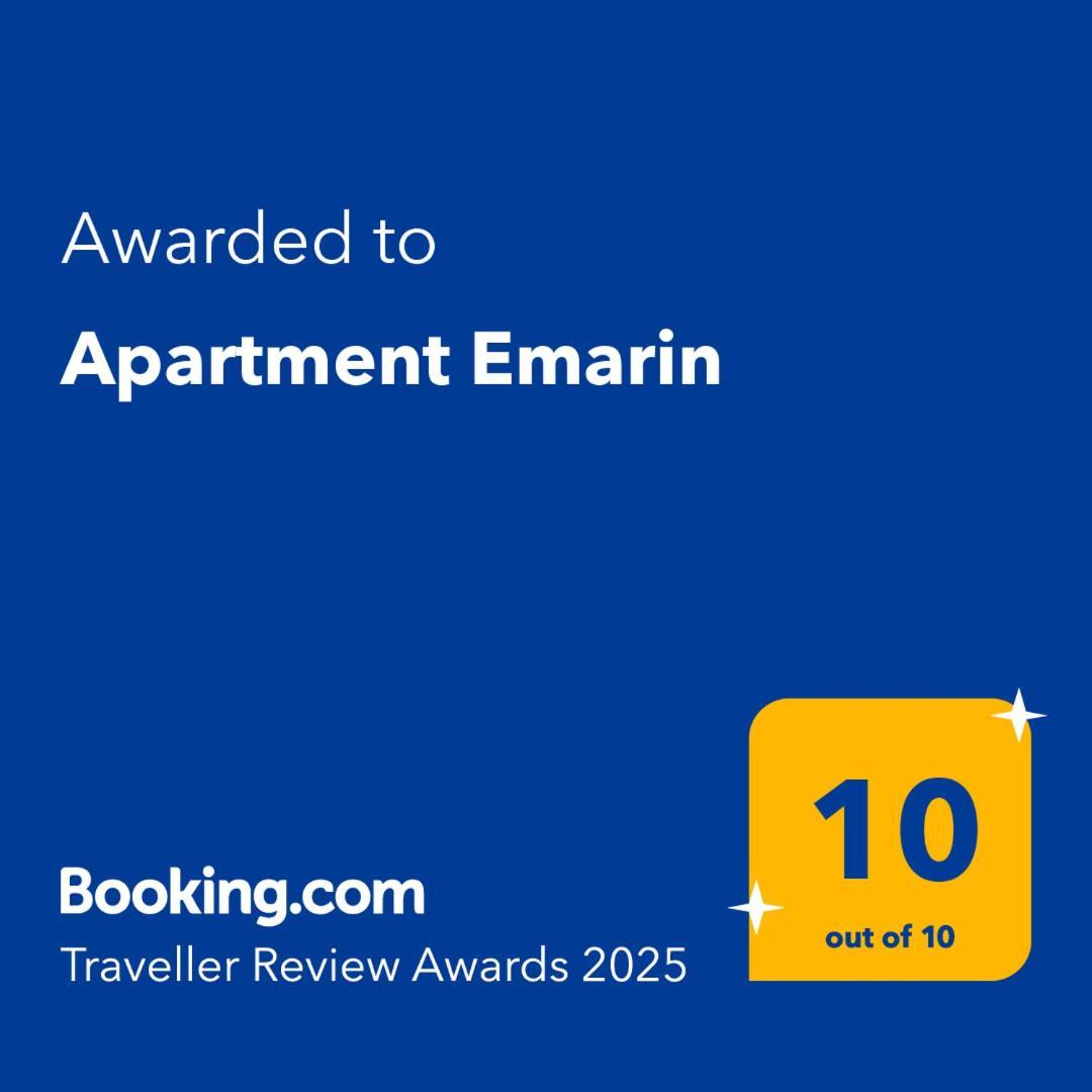 Apartment Emarin Banjole Esterno foto